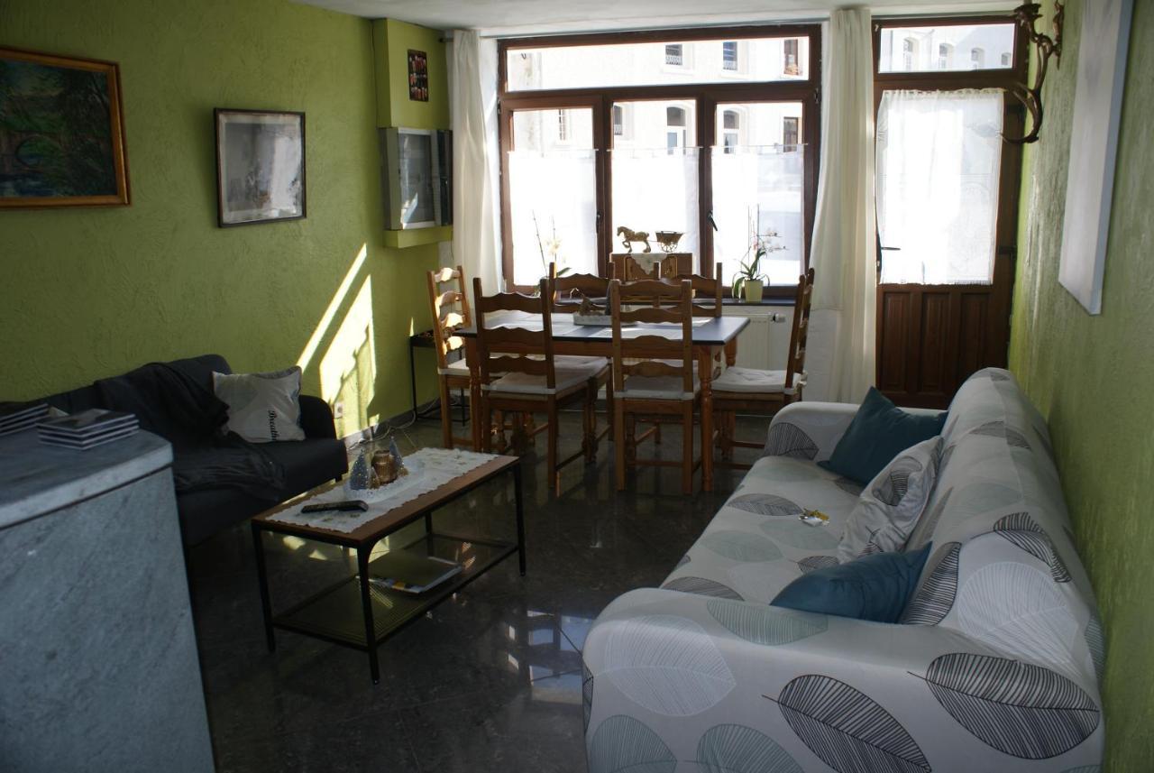 Cafe Du Pecheurs Villa Bouillon Bagian luar foto
